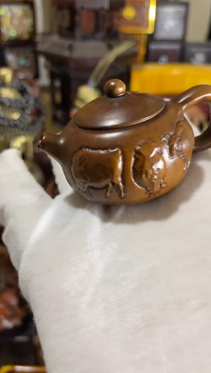 小叶黄杨小件五牛壶