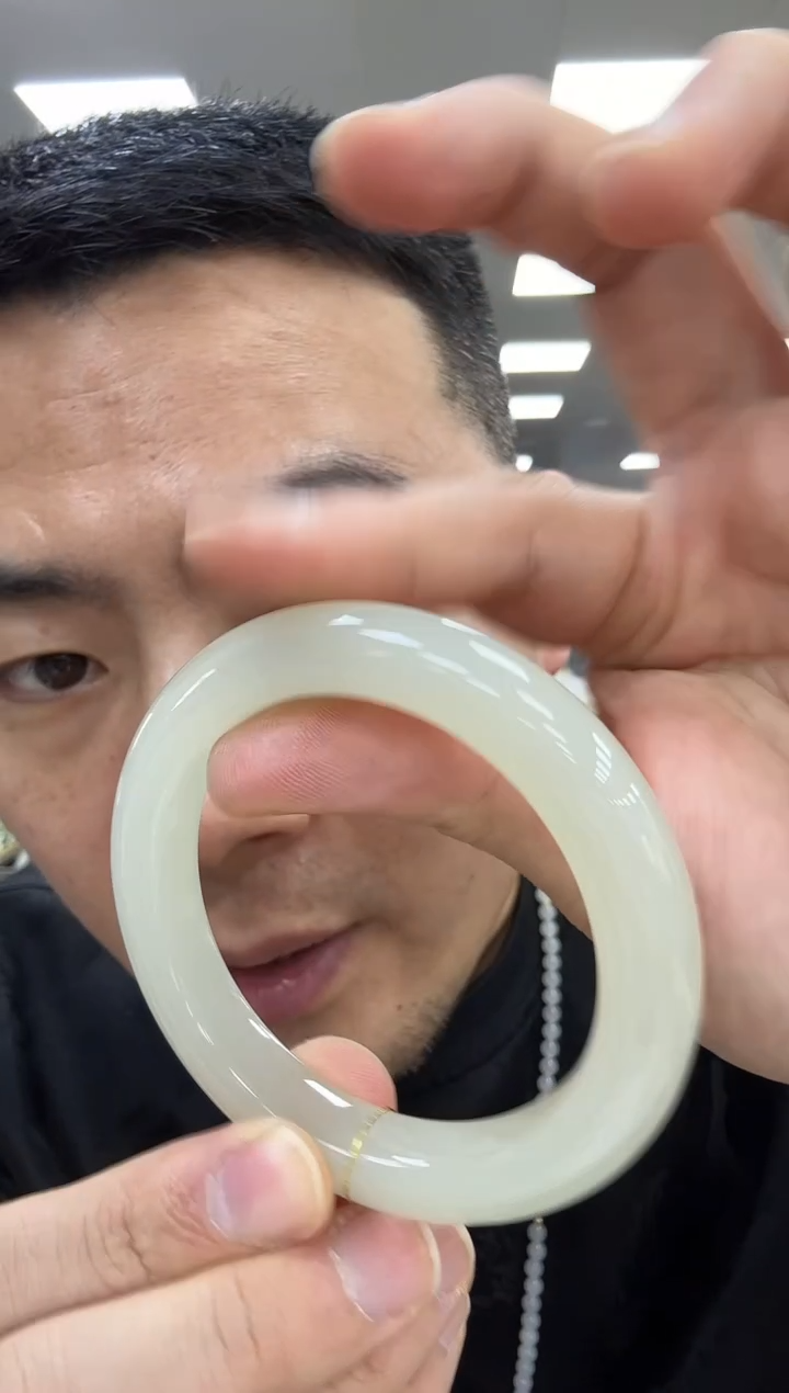 未镶嵌手镯和田玉57.5  246