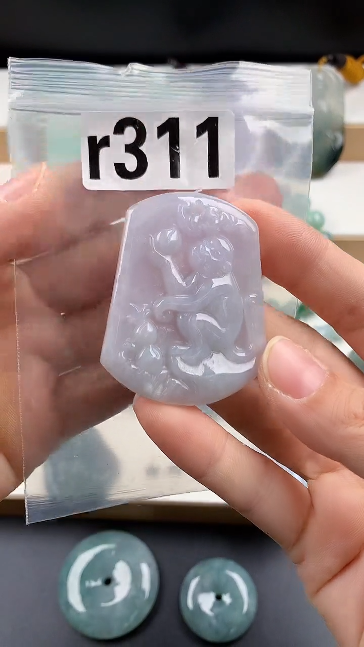 颈饰未镶嵌翡翠天然翡翠吊坠挂件