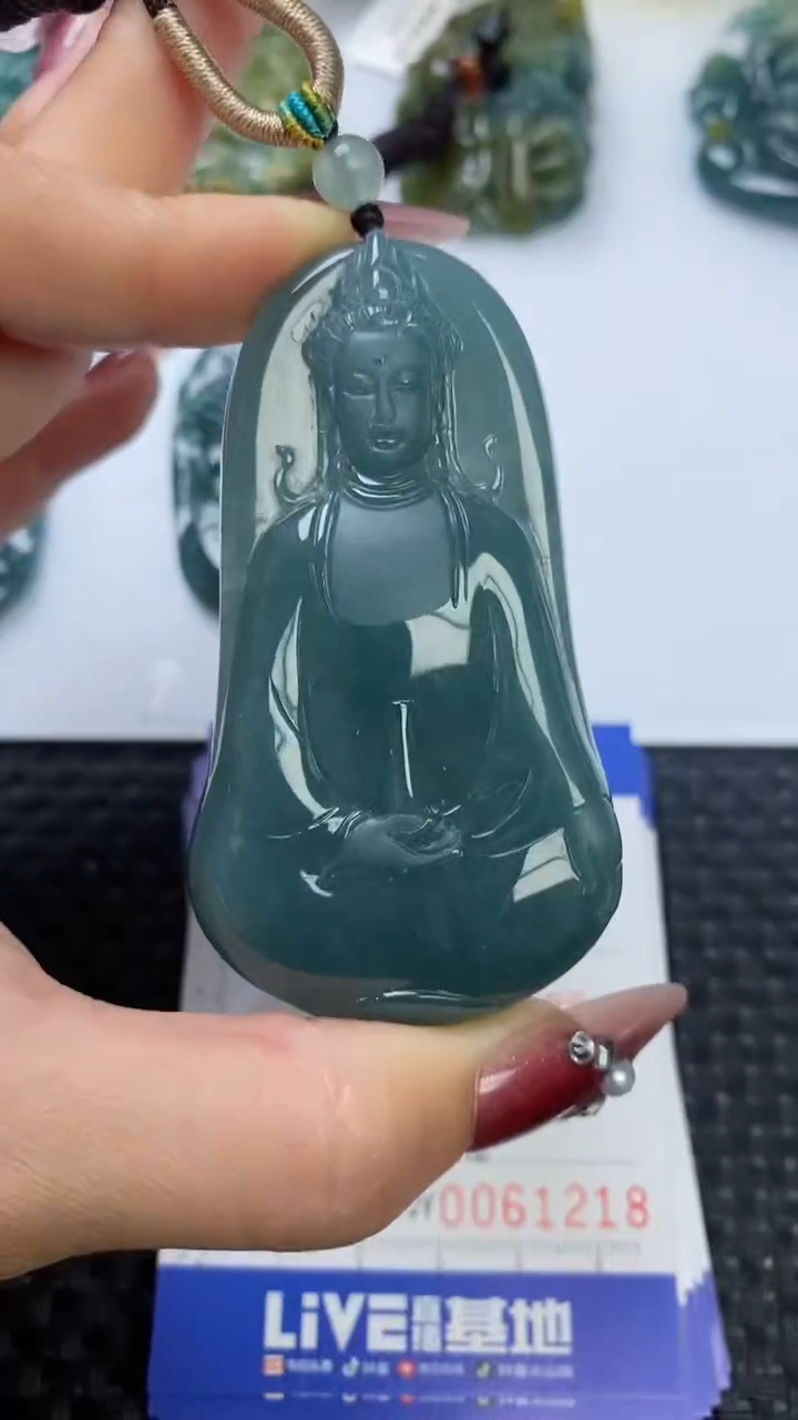 【闪购商品】翡翠颈饰未镶嵌1111111111111111