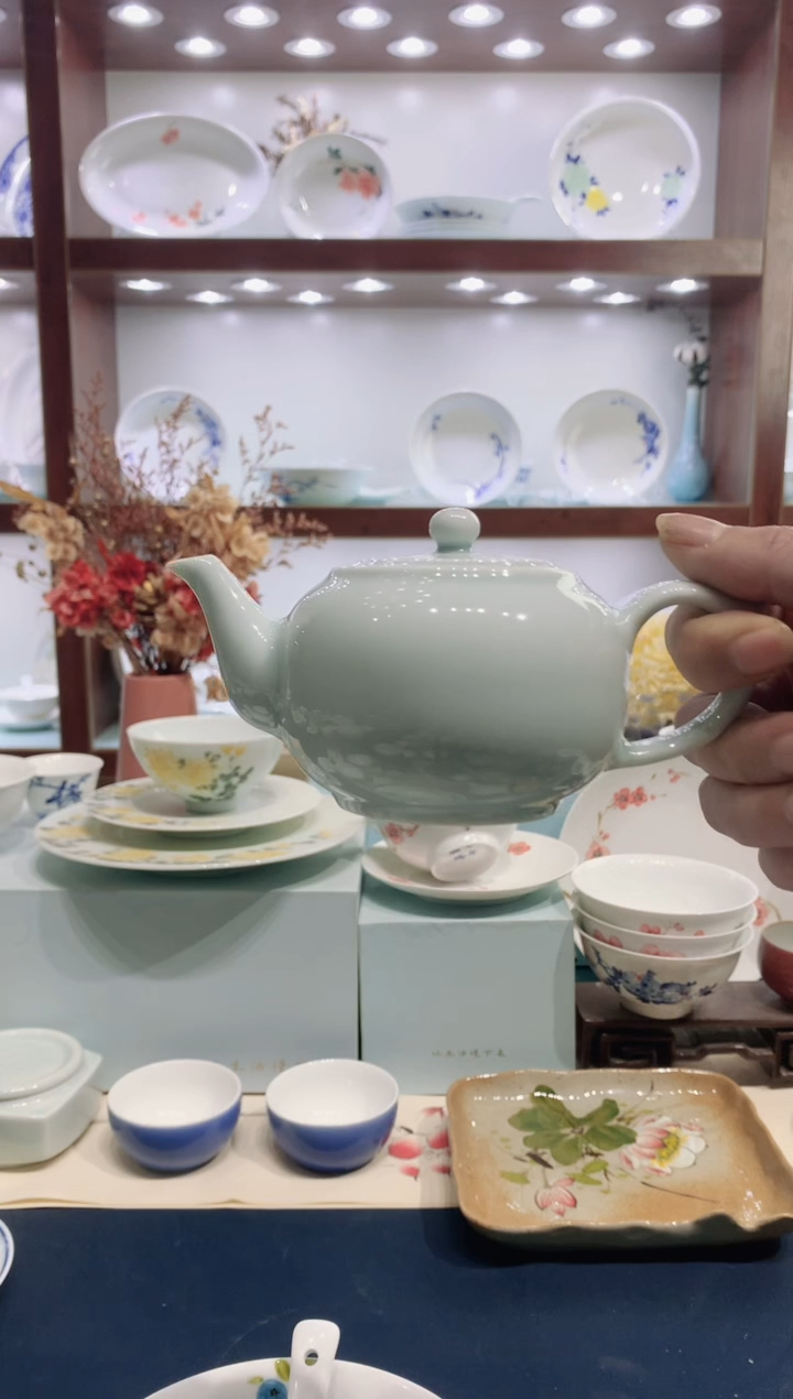 高温白瓷影青瓷壶