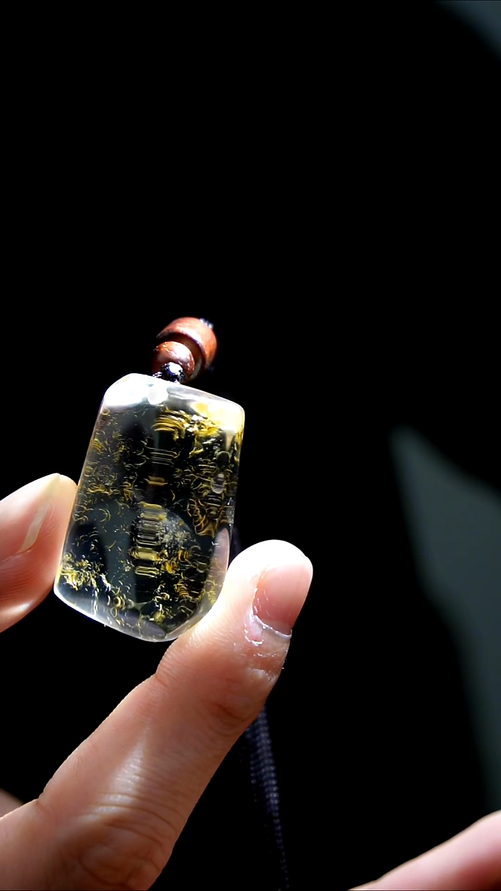 吊坠(赠链)未镶嵌水晶水晶