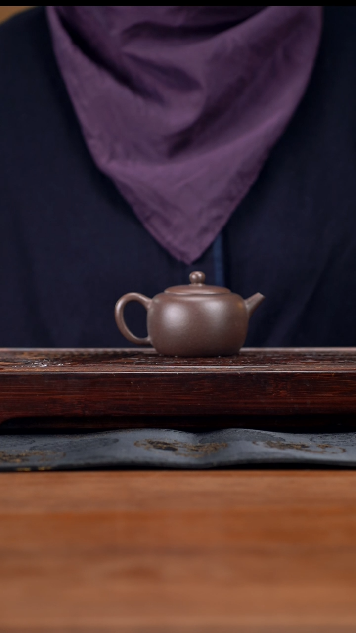 【闪购商品】紫砂茶壶130cc手工原矿紫泥亨裕莲子9