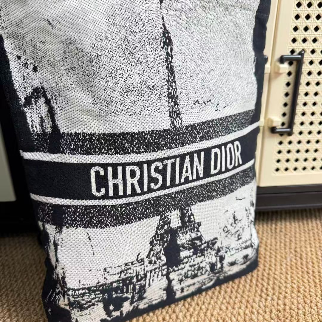 【A440】迪奥新款柜台限定礼赠刺绣巴黎铁塔帆布包托特化妆包