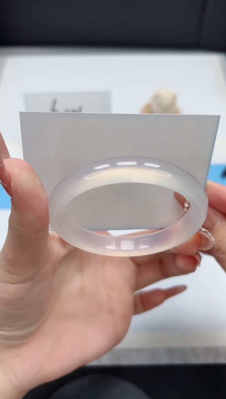 【闪购商品】石英质玉手镯未镶嵌247/荔枝54.7