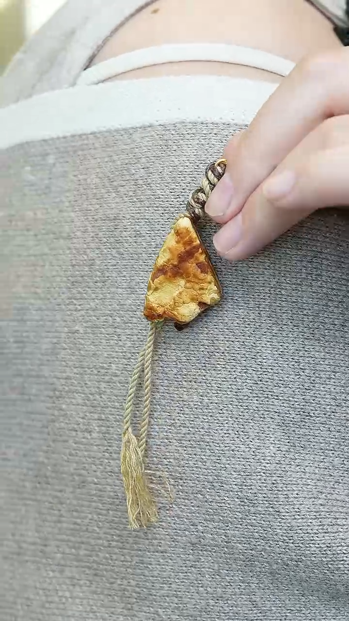 【闪购商品】蜜蜡裸石未镶嵌原石