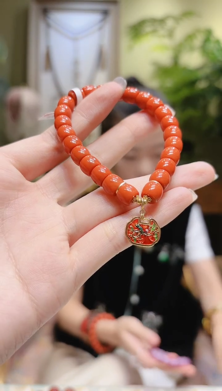 【闪购商品】南红玛瑙手串18K金镶嵌喜上眉梢锁精工直切南红手串