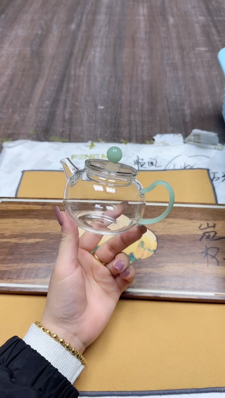 【闪购商品】其他风谜灵珠壶浅玉色（微瑕）