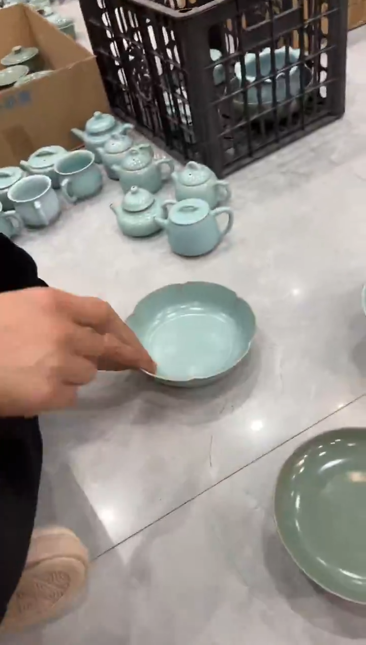盘仿古天青花口盘瑕70