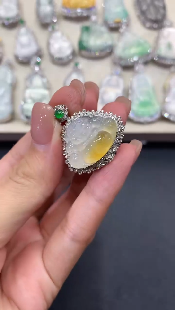 【闪购商品】翡翠吊坠(不含链)18K金镶嵌w89       