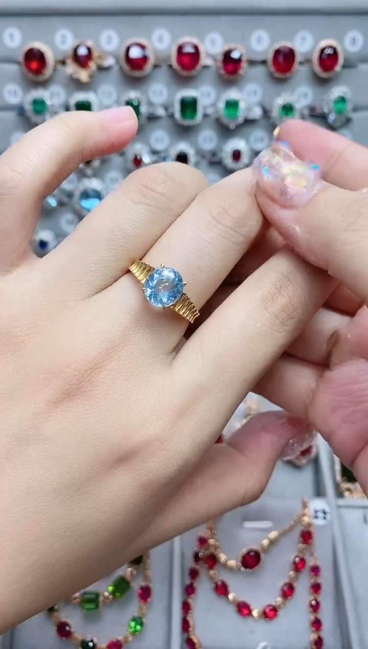 【闪购商品】海蓝宝石戒指18K金镶嵌·