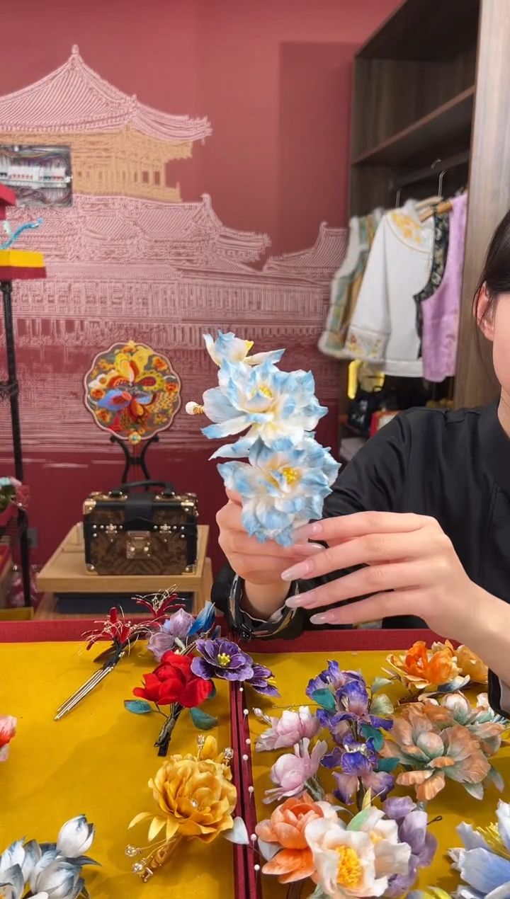 【闪购商品】刺绣非遗绒花（发饰）
