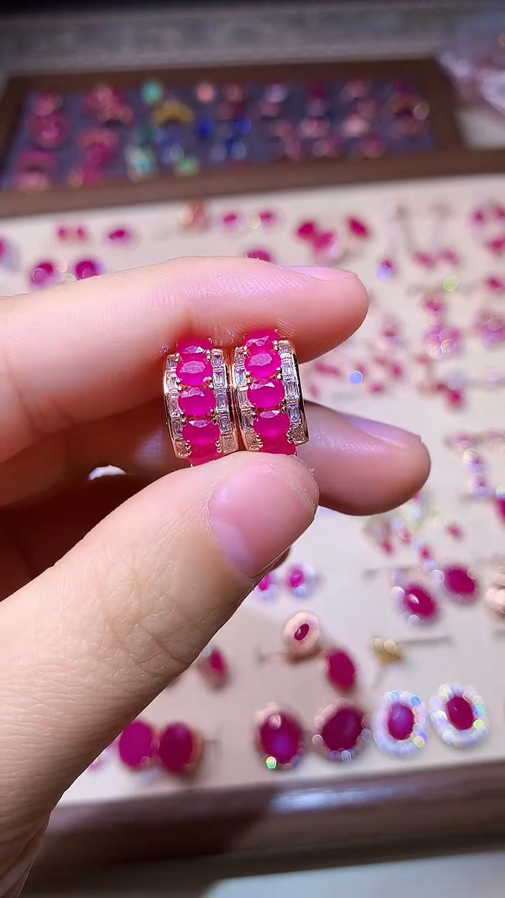 【闪购商品】红宝石耳饰银S925镶嵌00000