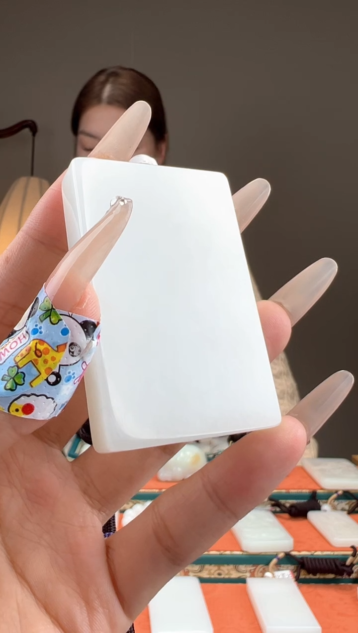 【闪购商品】和田玉颈饰未镶嵌1