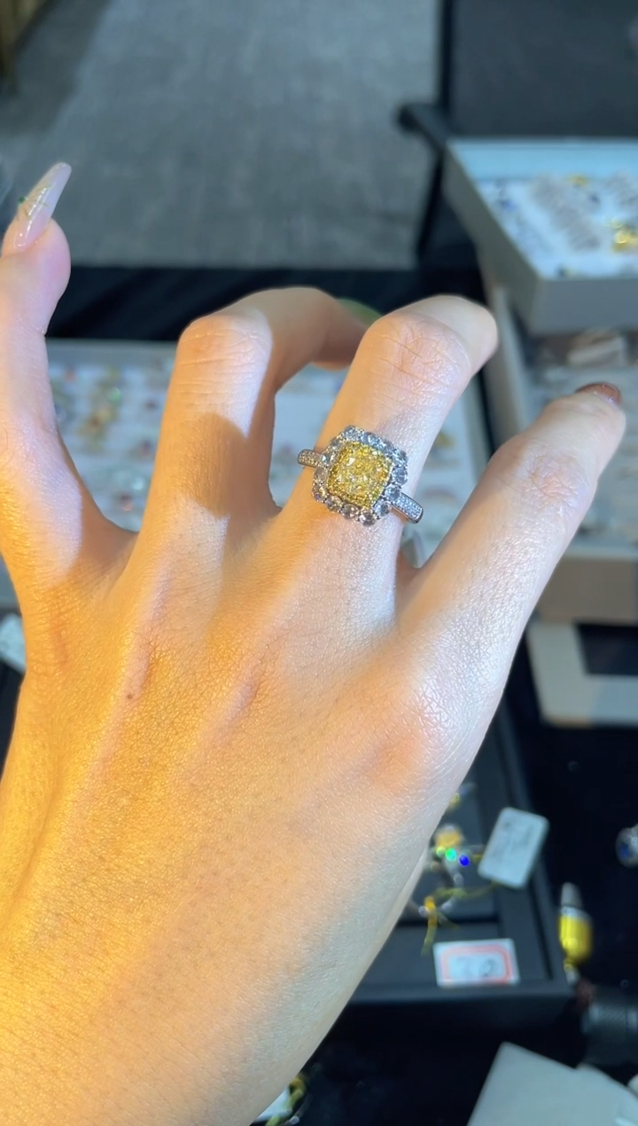 18K金镶嵌戒指钻石两用款     YT