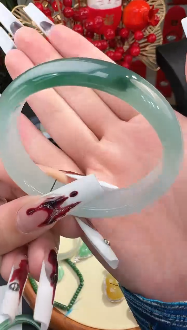 【闪购商品】翡翠手镯未镶嵌手镯