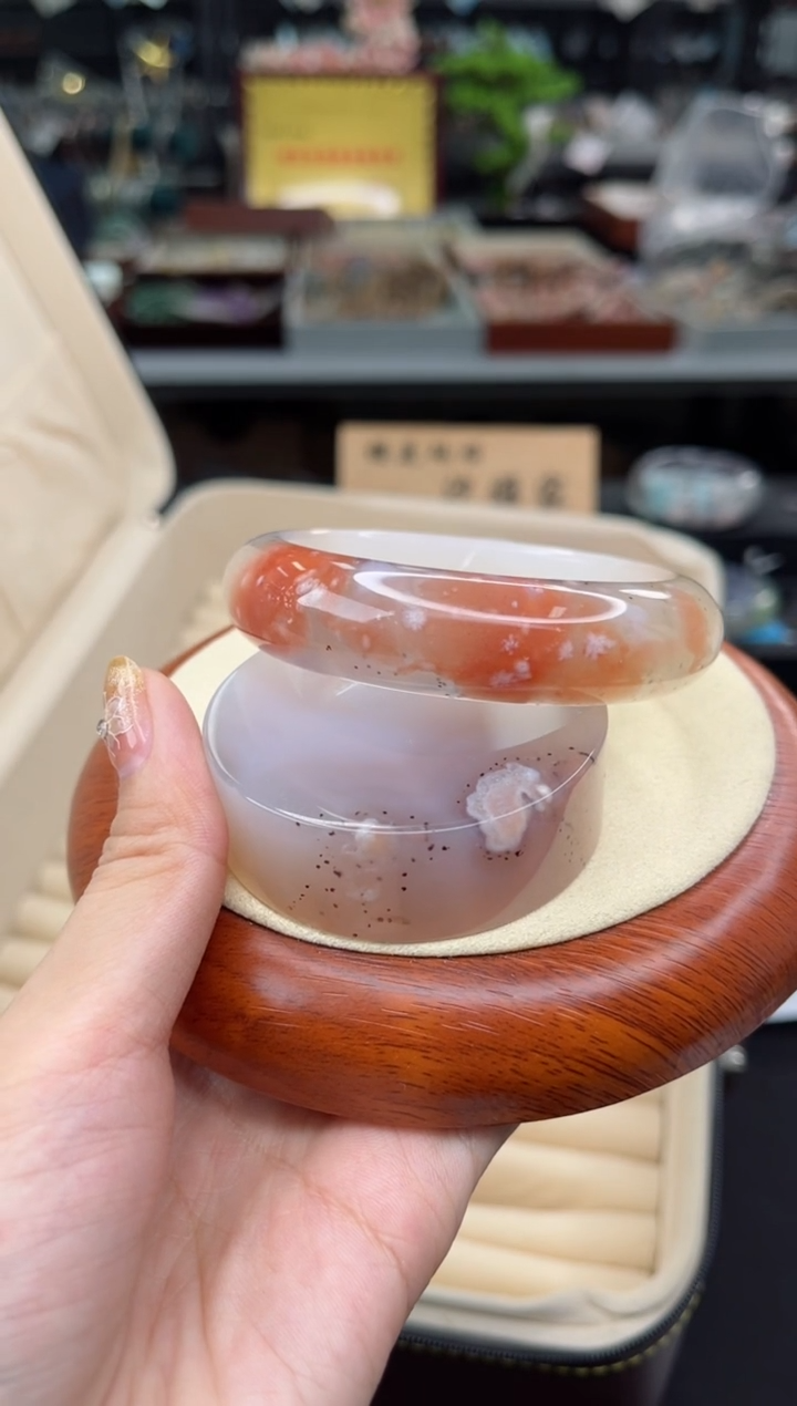 【闪购商品】石英质玉手镯未镶嵌60圈口（赠品镯心）S936460