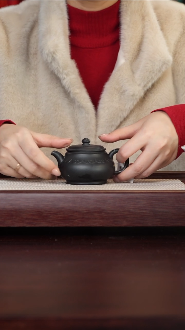 【闪购商品】紫砂壶7号TT星蓝静蒲140c