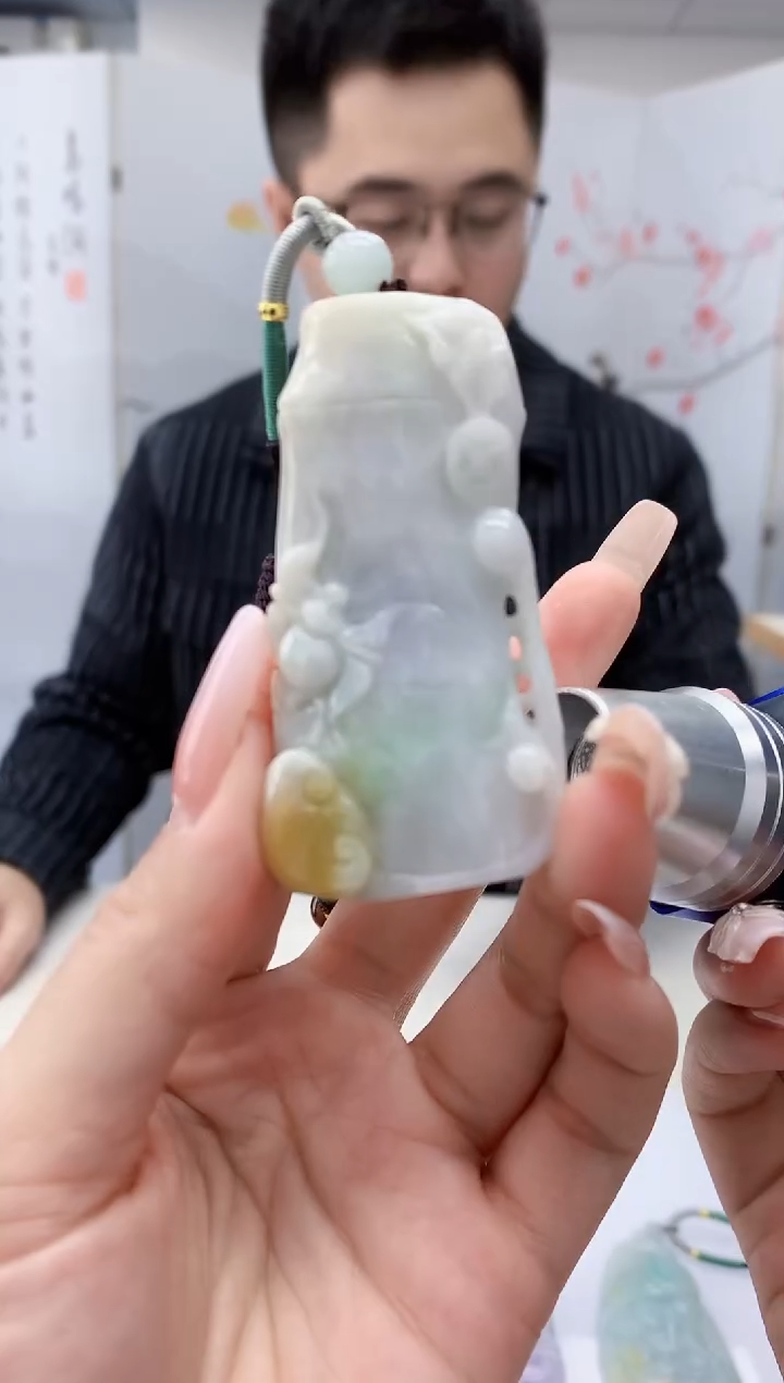 【闪购商品】定制翡翠未镶嵌5153lr-毛货挂件93