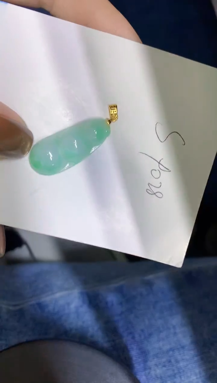 颈饰未镶嵌翡翠缅甸天然翡翠A货