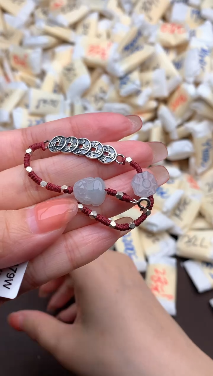 【闪购商品】翡翠挂件未镶嵌       一     