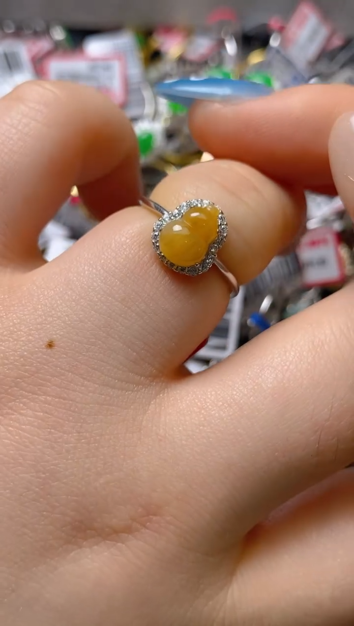 银S925镶嵌戒指翡翠百内无证书