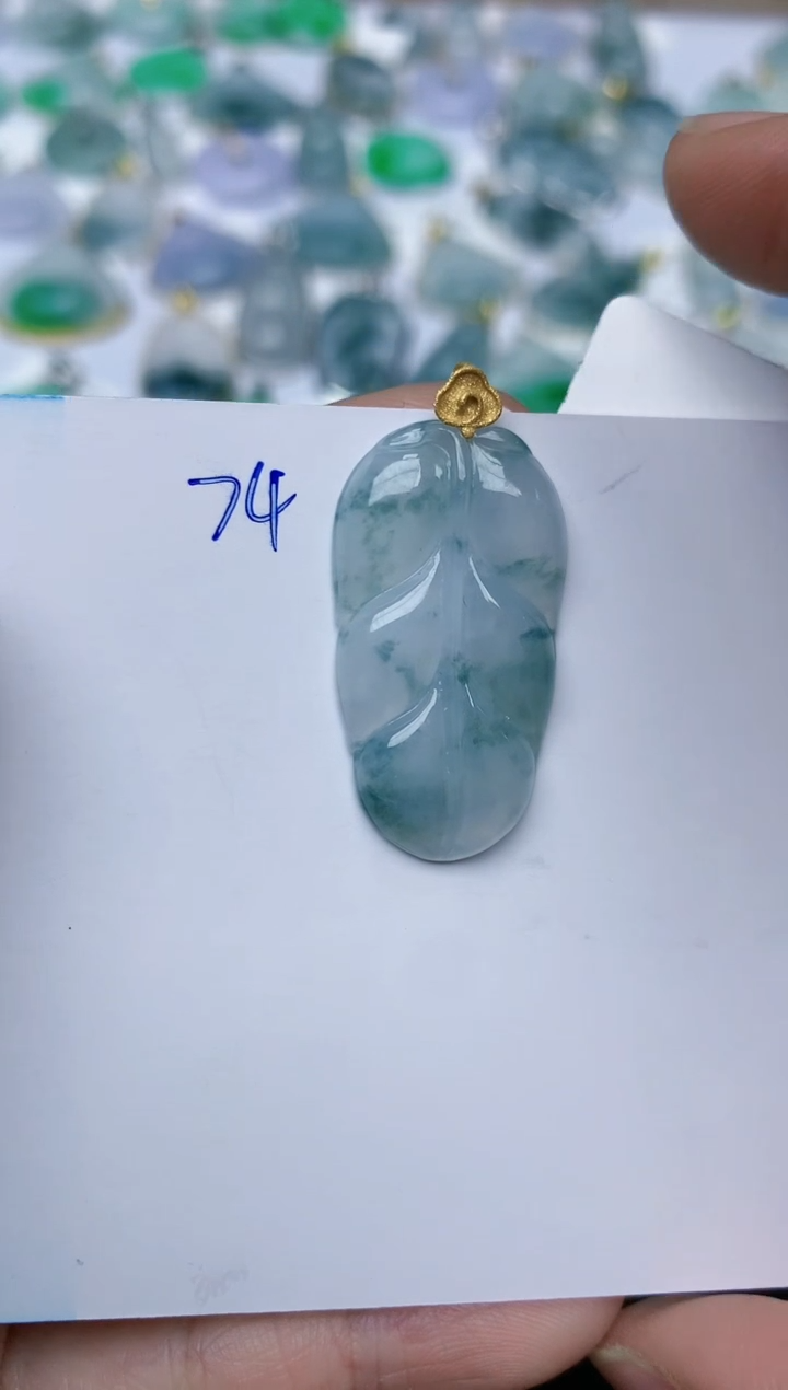 【闪购商品】翡翠颈饰18K金镶嵌天然翡翠A货    