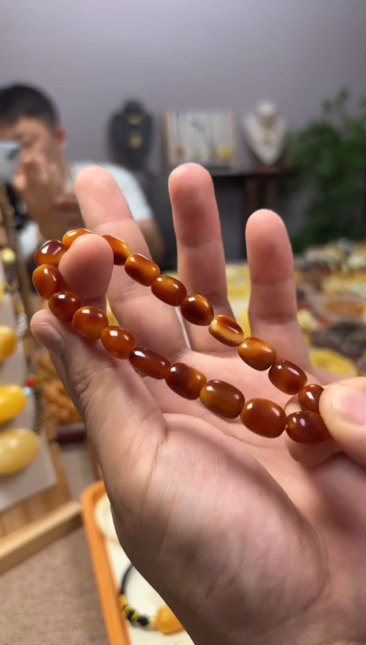 【闪购商品】蜜蜡裸石未镶嵌手串