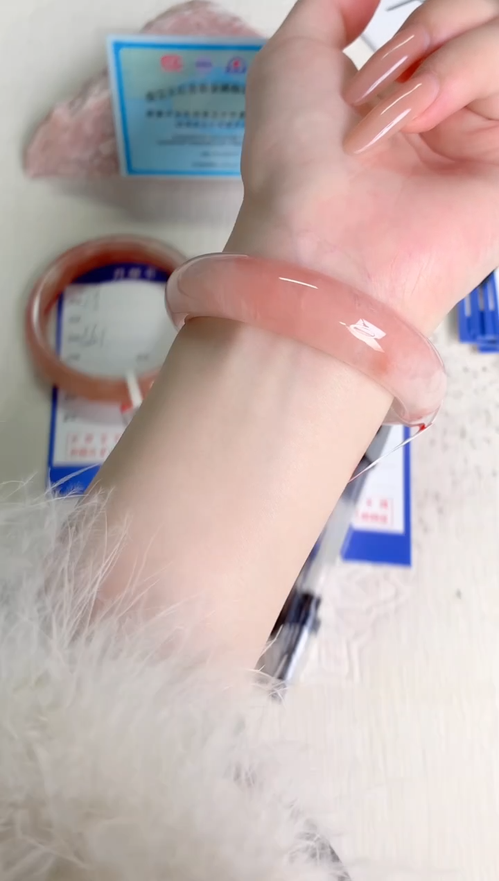 未镶嵌手镯石英质玉桃花80-圈口55.8