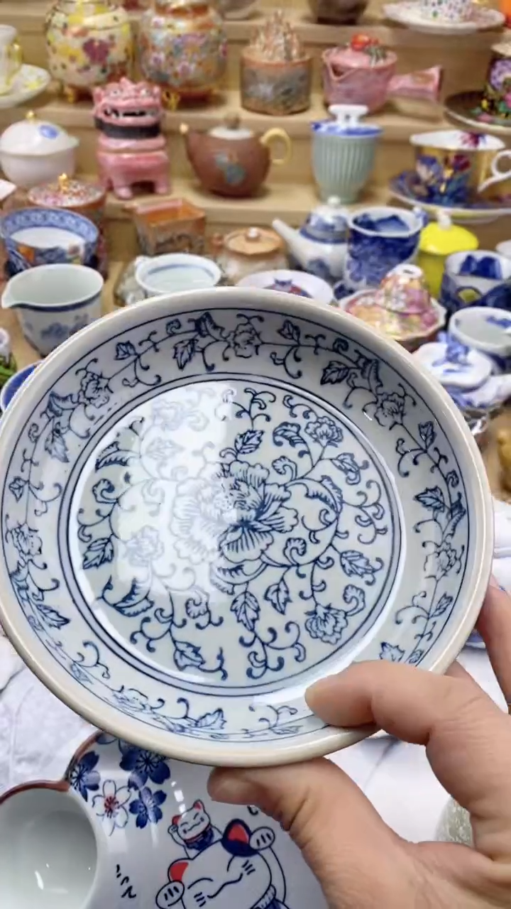 点点关注，左上角福袋抽钻石