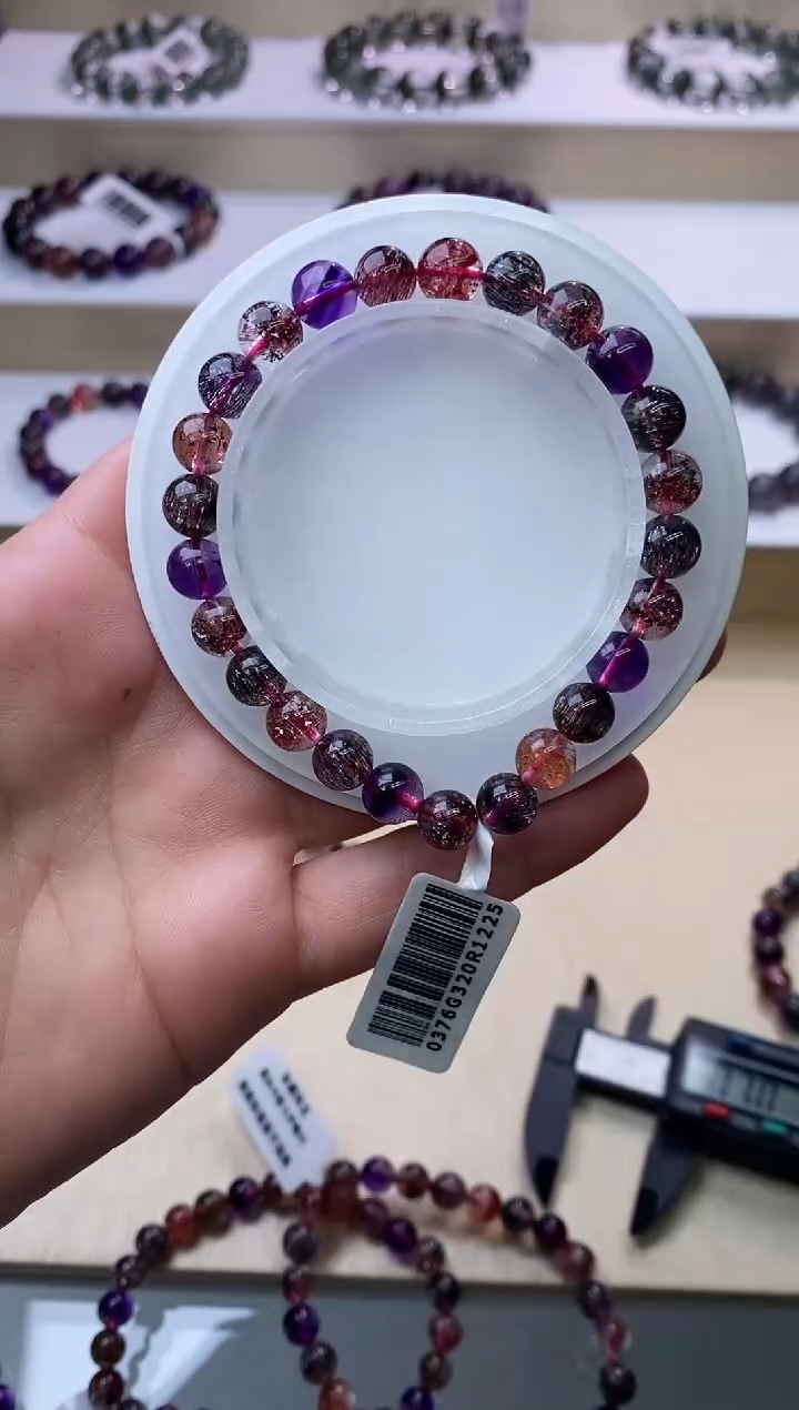 【闪购商品】水晶手链未镶嵌黑加仑超七7m+