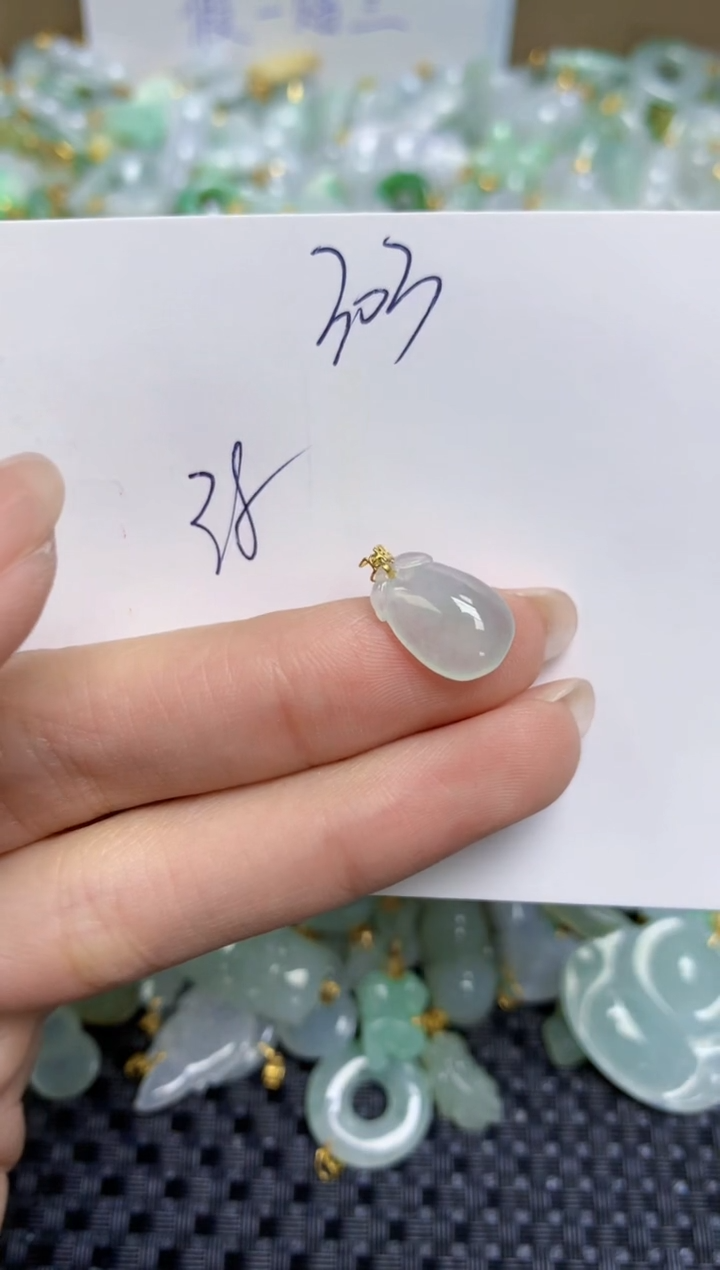 【闪购商品】翡翠颈饰18K金镶嵌天然缅甸A货翡翠