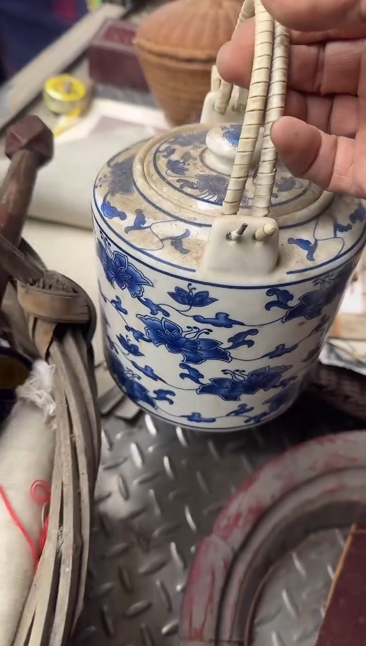 茶盏热**界直播闪购改价链接84