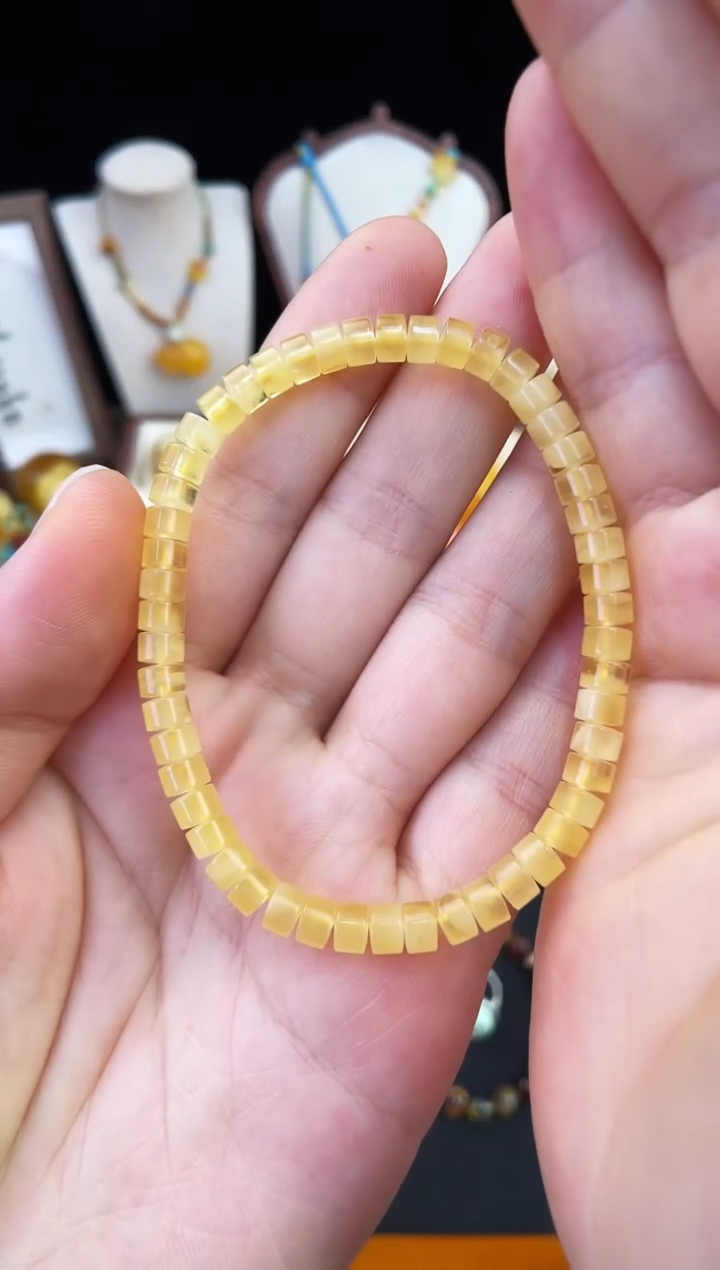 琥珀未镶嵌珠宝奇石柒月