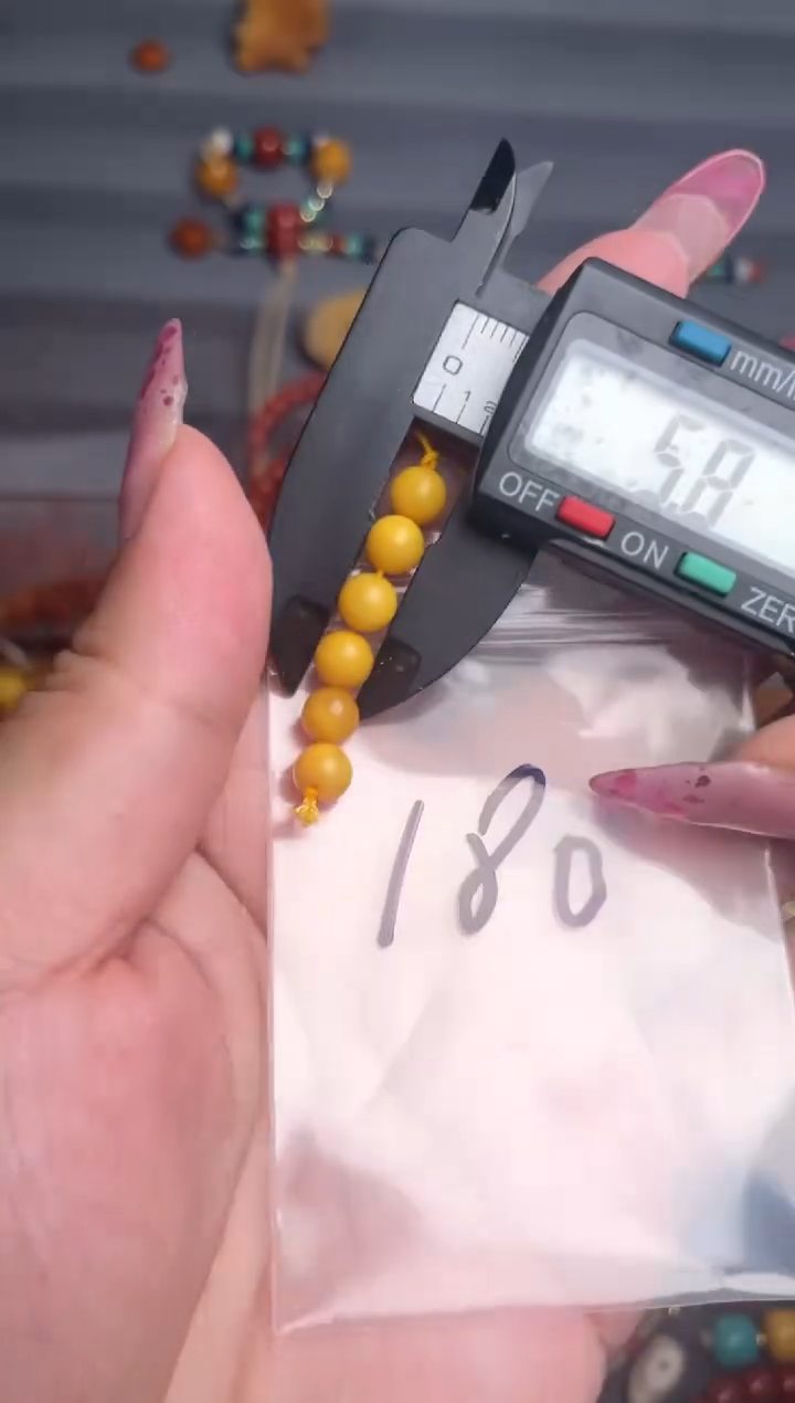 石英质玉多样性发货未镶嵌多样性发货180