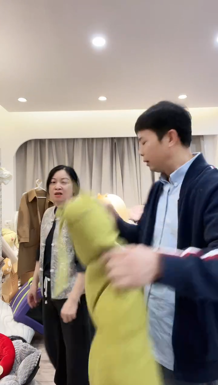 棉棉D02 不挑色发2个