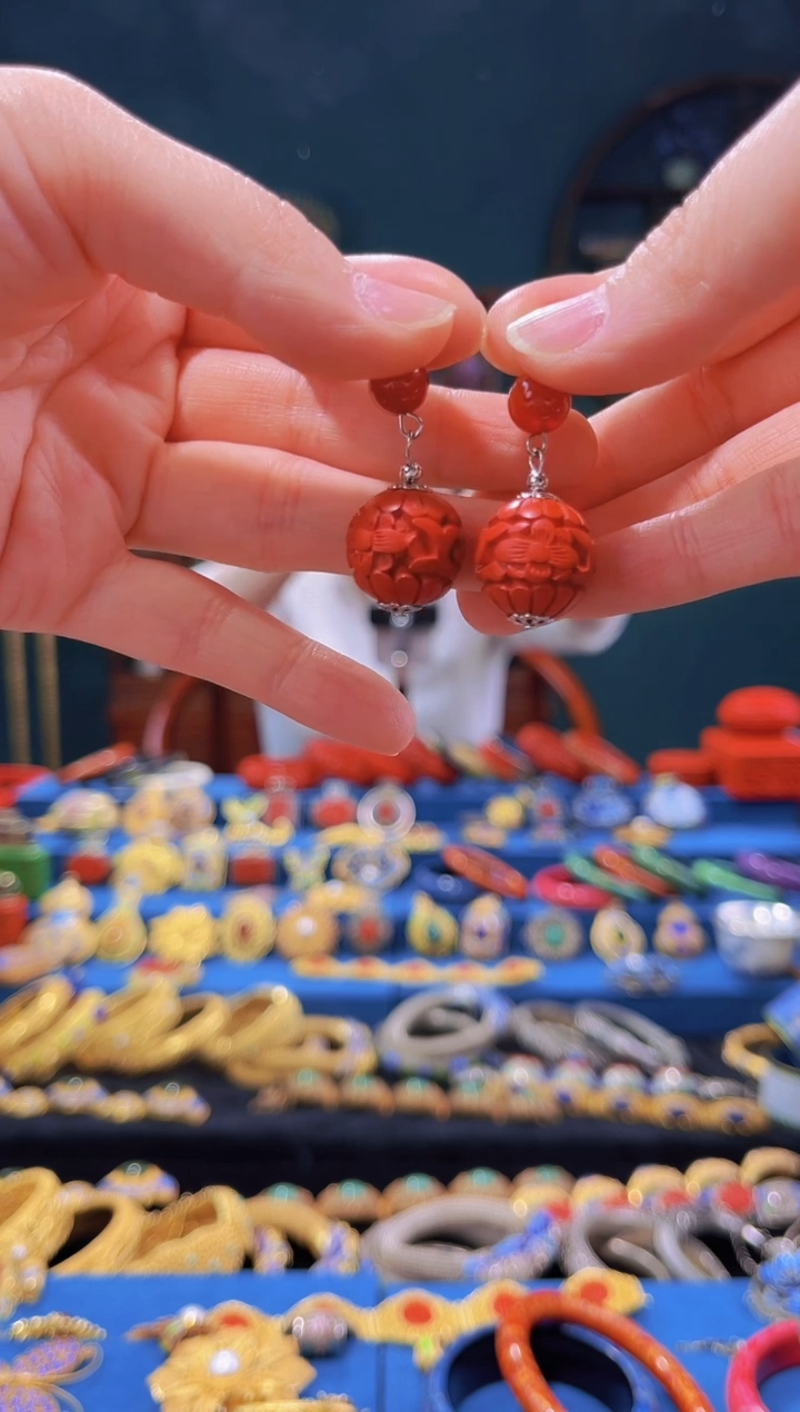 【闪购商品】非遗绝技 雕漆花卉耳环