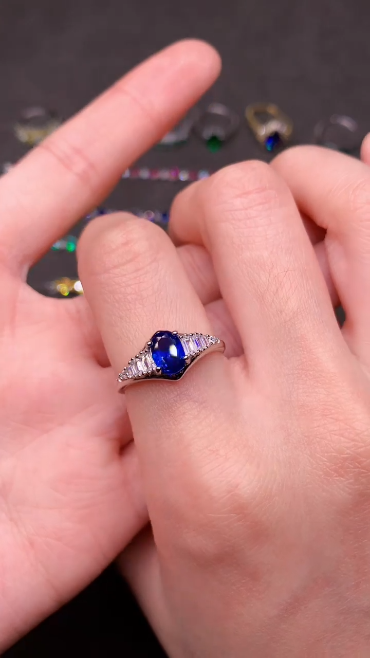 【闪购商品】蓝宝石戒指银S925镶嵌.....