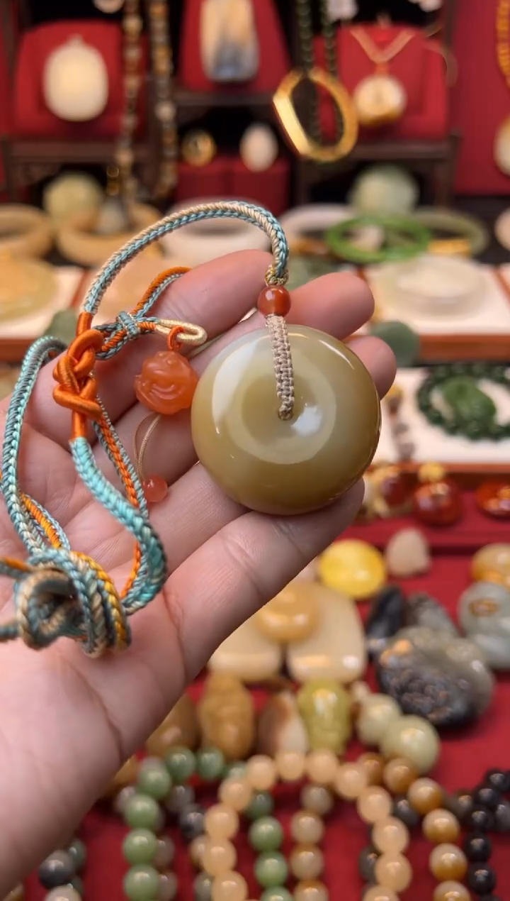 【闪购商品】和田玉挂件未镶嵌放漏