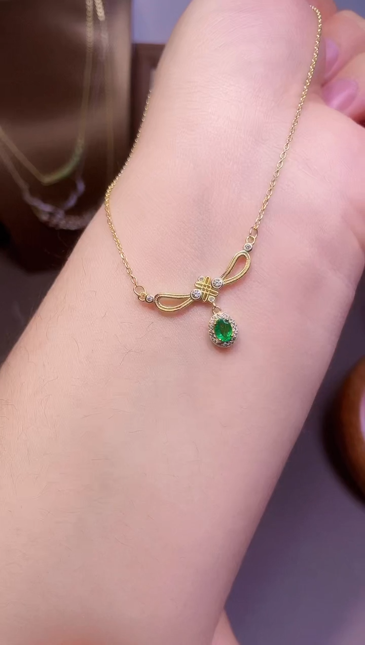 【闪购商品】祖母绿颈饰银S925镶嵌一条