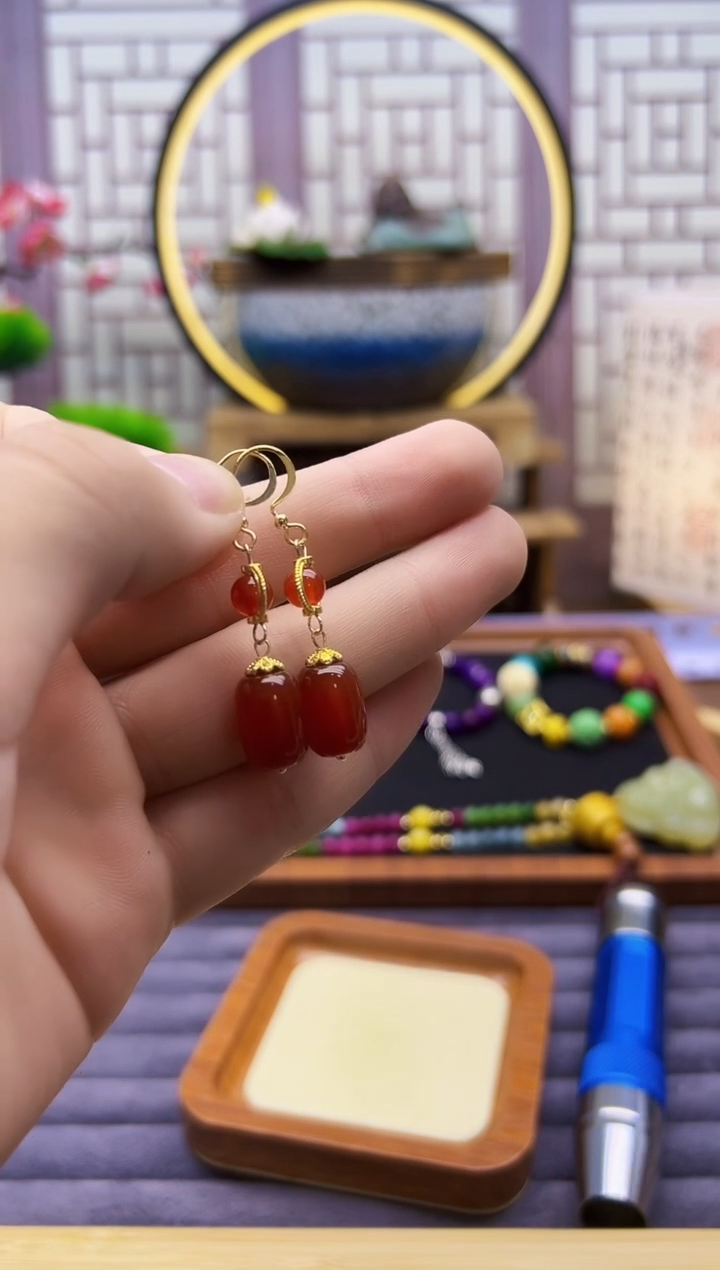 南红玛瑙14K金镶嵌耳饰E183