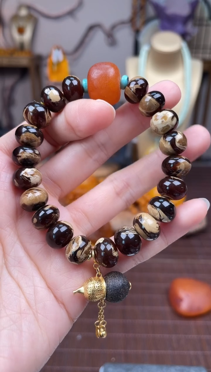 未镶嵌琥珀裸石首饰 假1赔4 （多样性发货1件