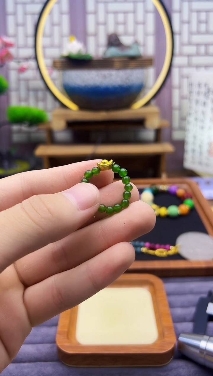 和田玉戒指14K金镶嵌J74