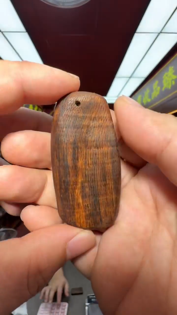 沉香吊坠多样性发一