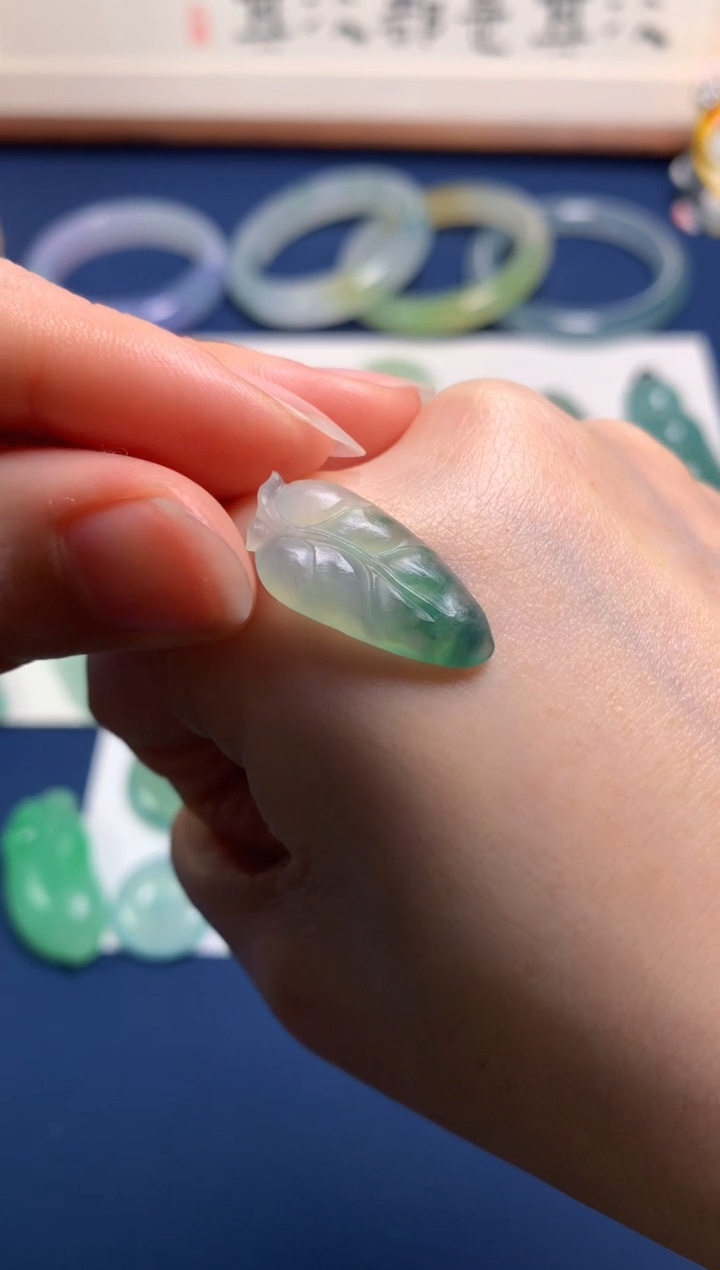 【闪购商品】定制翡翠未镶嵌0347134350