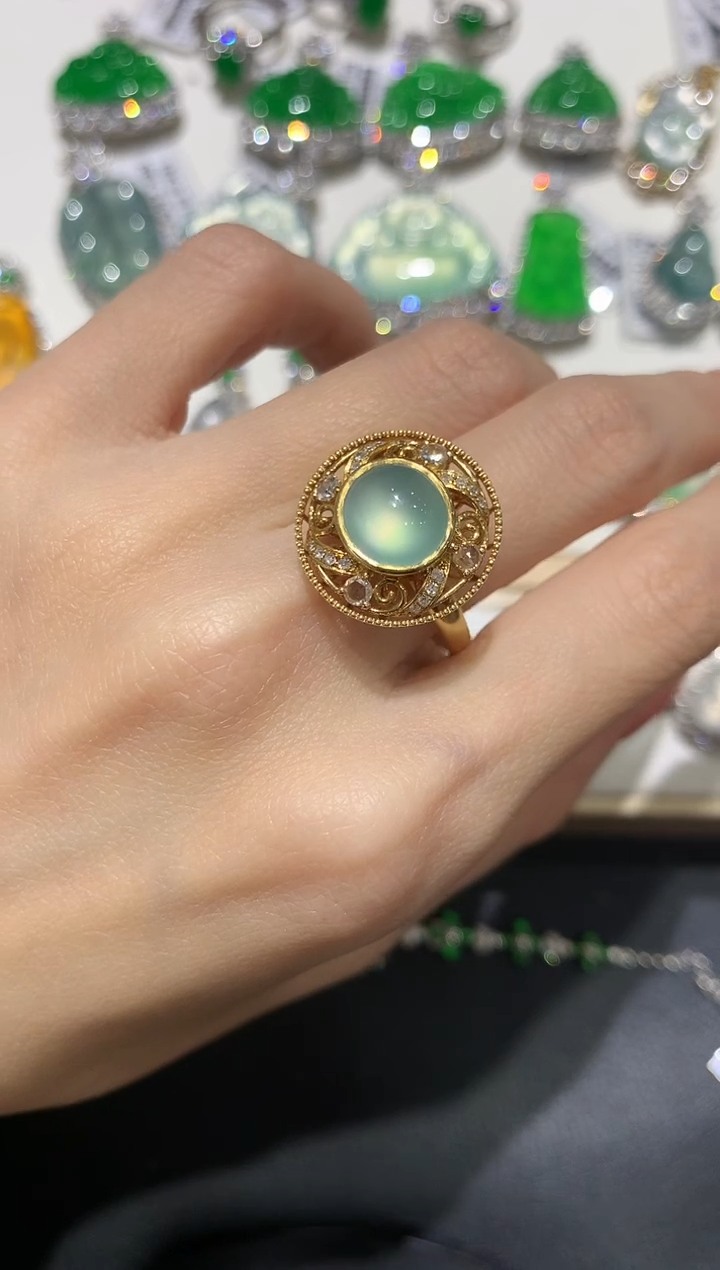 【闪购商品】翡翠吊坠(不含链)18K金镶嵌团购2