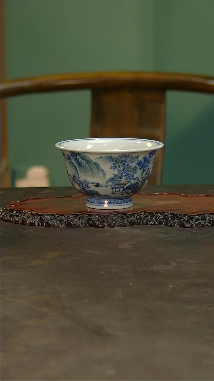 【闪购商品】青花手绘釉下五彩山水主人杯