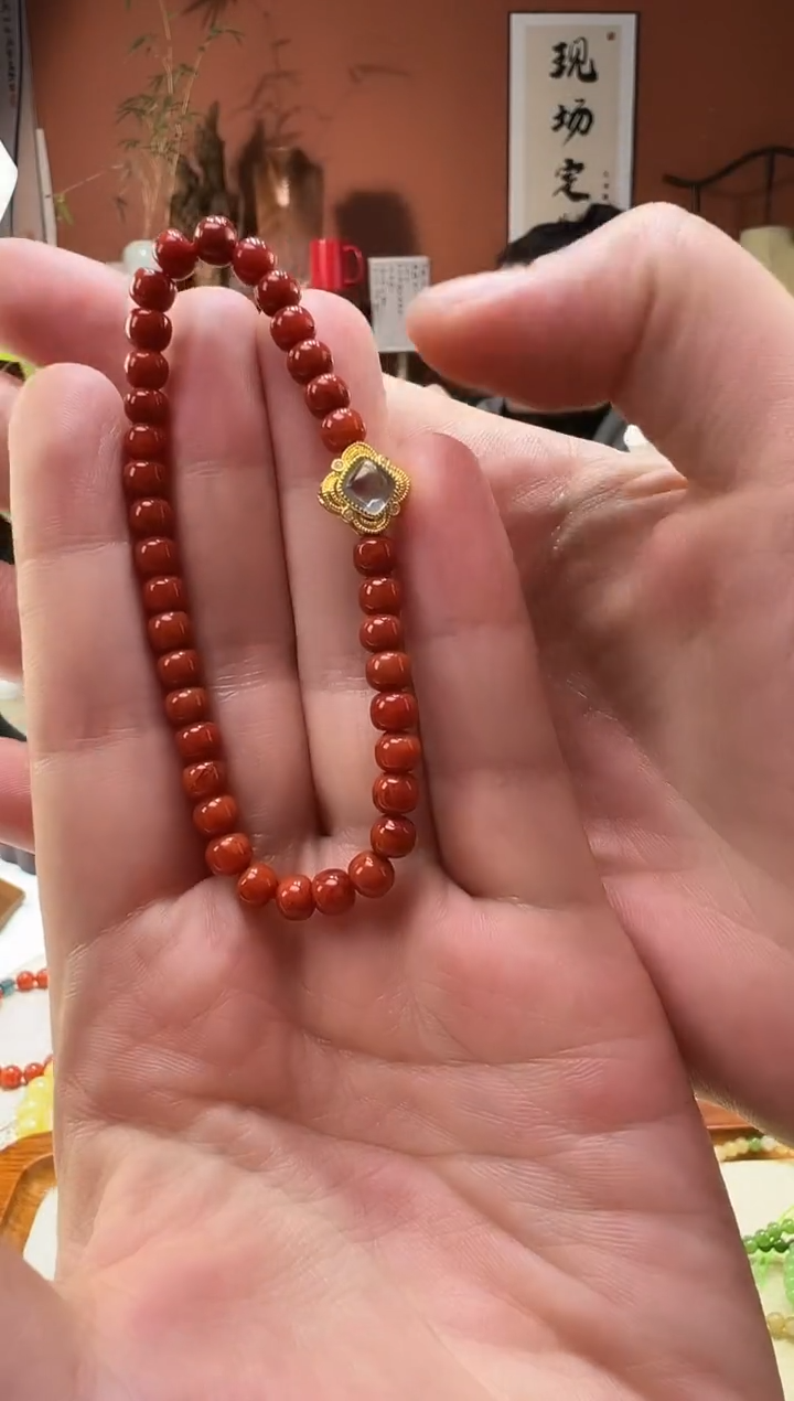 【闪购商品】南红玛瑙手串18K金镶嵌南红5.5mm
