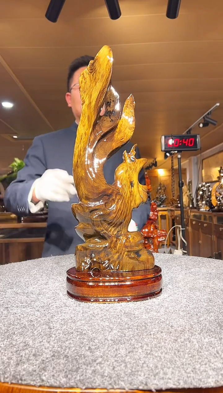 金丝楠木雕款以**贵金丝楠木摆件
