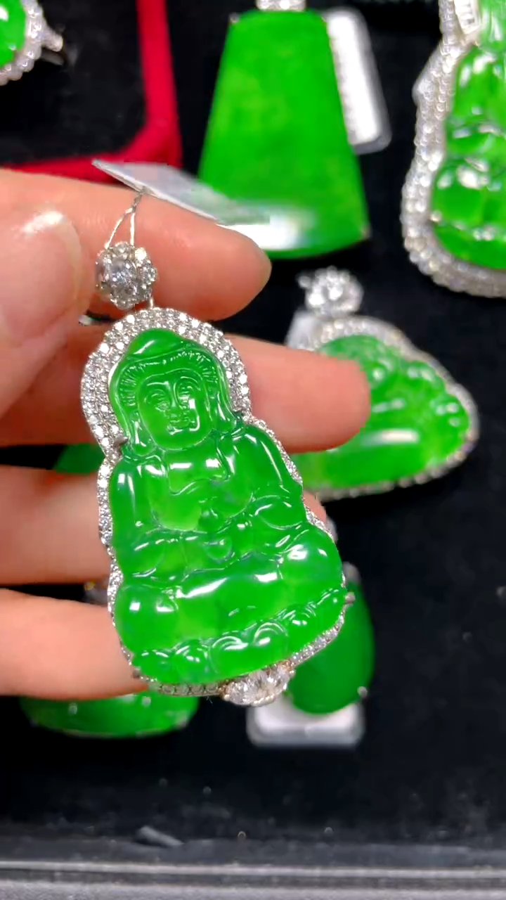 【闪购商品】翡翠吊坠(不含链)银S925镶嵌吊坠